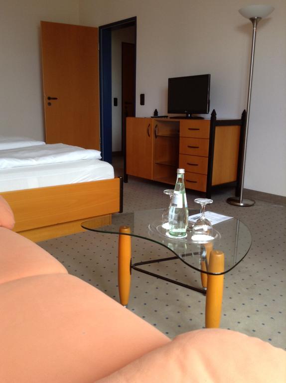 Tryp By Wyndham Kassel City Centre Room photo